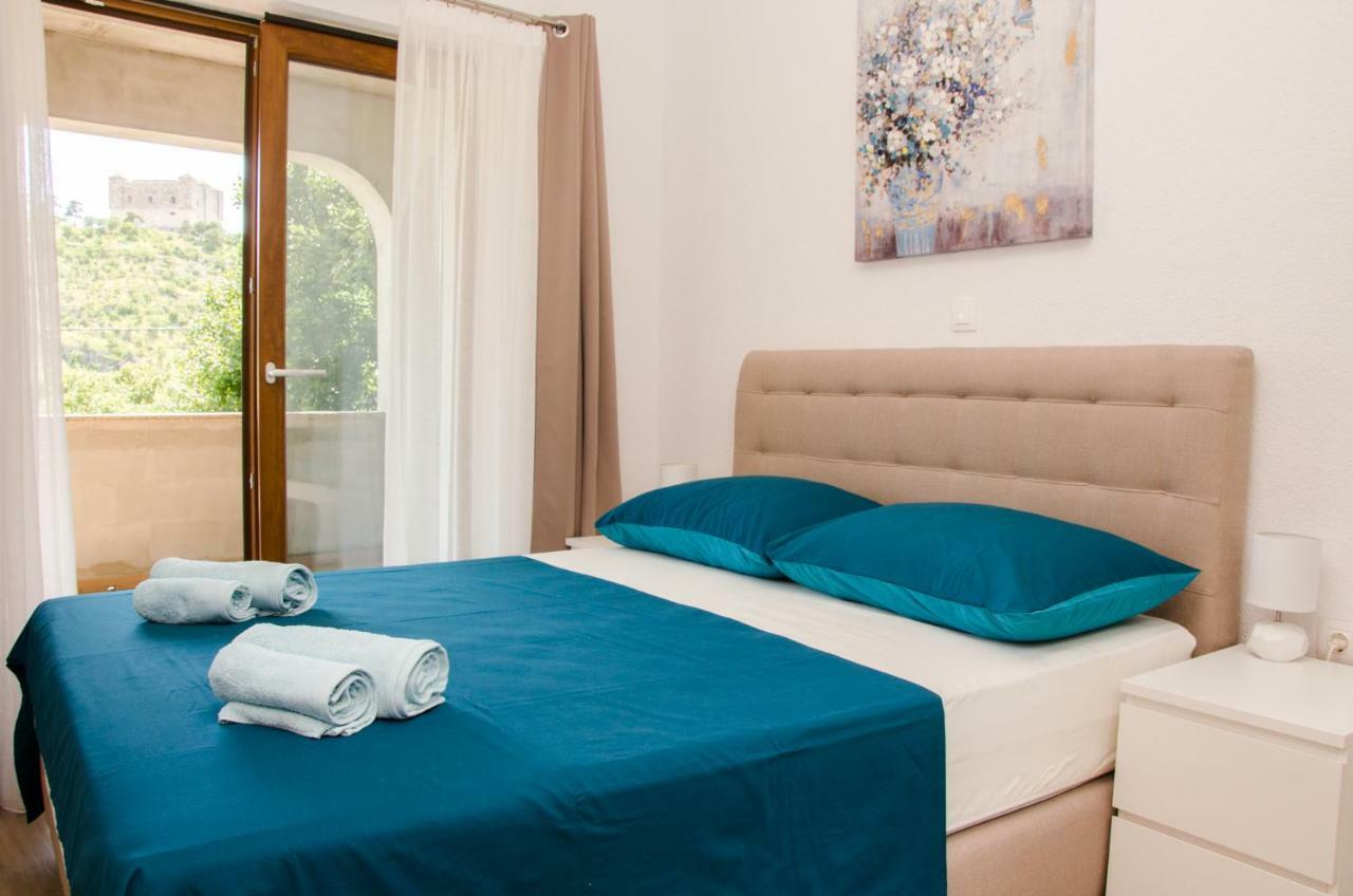 Guesthouse Ruza Сень Екстер'єр фото