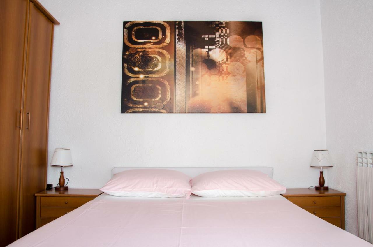 Guesthouse Ruza Сень Екстер'єр фото